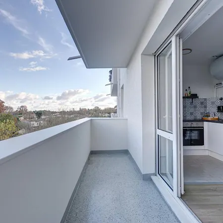 Daire Guestready - Lovely Retreat With A Balcony Mérignac